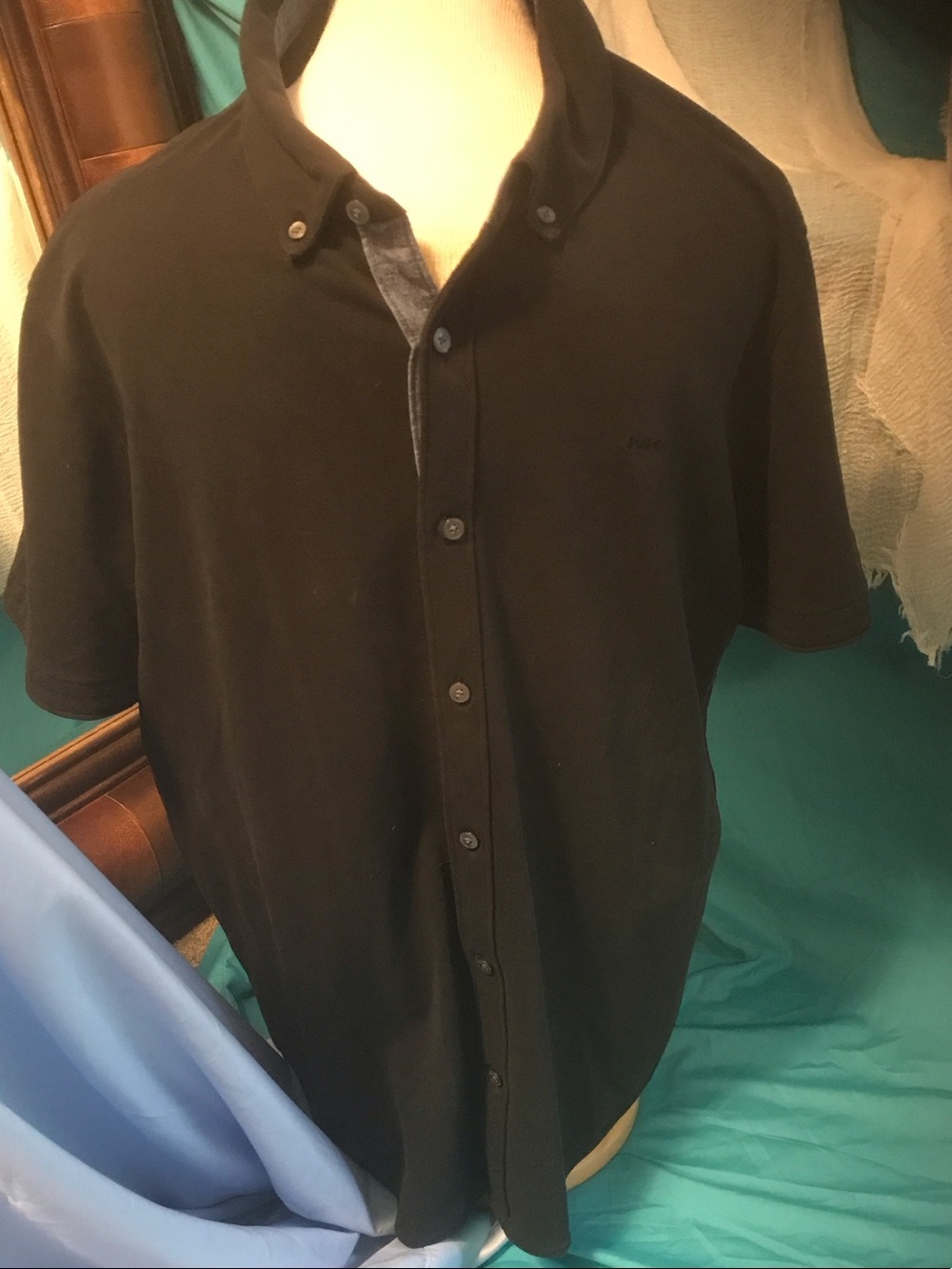 Michael Kors Black Short-Sleeve Button-Down Shirt